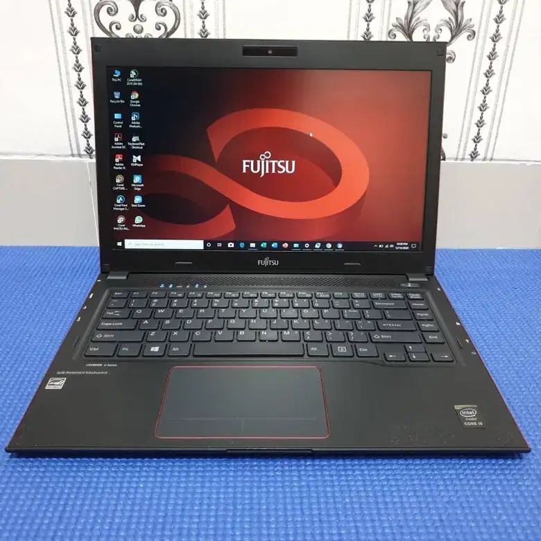 Fujitsu LifeBook Core i5 Ram 8GB SSD 240GB Bekas Second