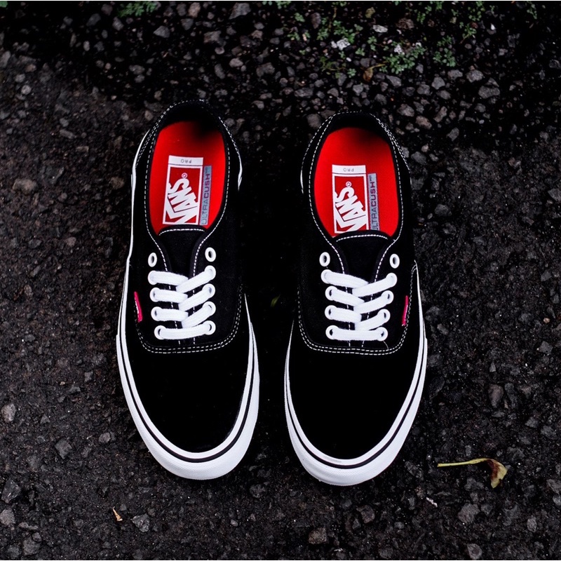 VANS AUTHENTIC PRO BLACK/WHITE ORIGINAL 100%