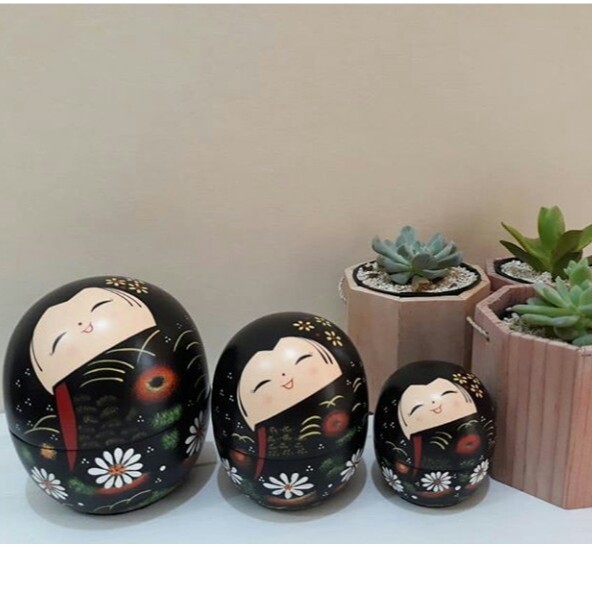 BONEKA KAYU JEPANG/ BONEKA KAYU MATRYOSKA/ BONEKA JEPANG MATRYOSKA/ SOUVENIR BONEKA JEPANG