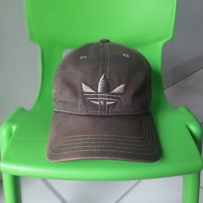 topi adidas trifoil second original bekas