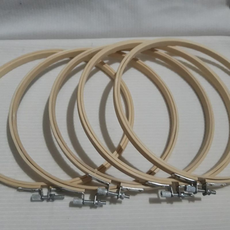 Midangan kayu Anggrek Biru