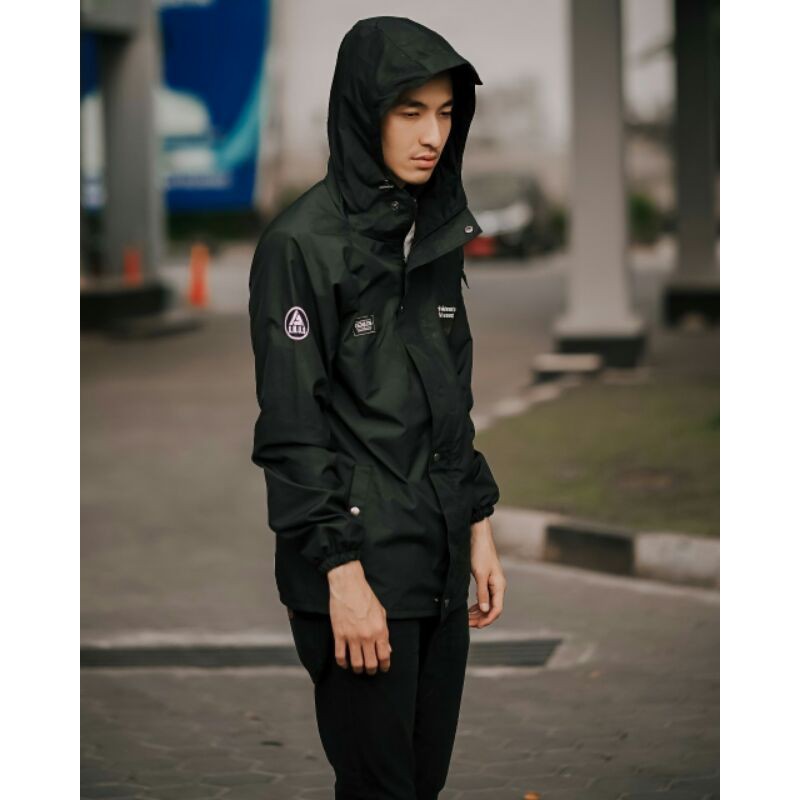 GENIOUS Jaket Casual Jaket Pria Jaket Parasut Jaket Outdoor Full Hitam Genetic