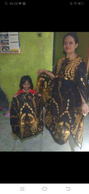 Maura Coupel-sania Ruffle Batik Coupel Mahkota