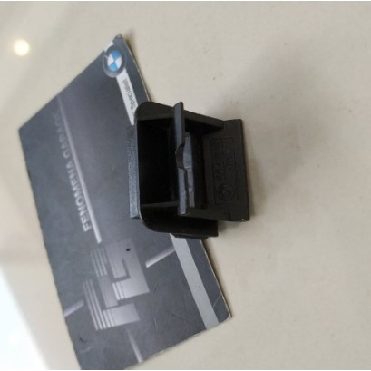 original bmw e38 e39 e53 e60 door handle clip 8156532