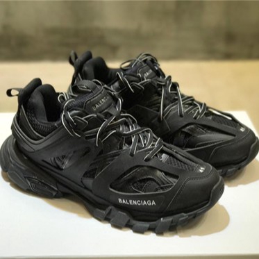 balenciaga 1