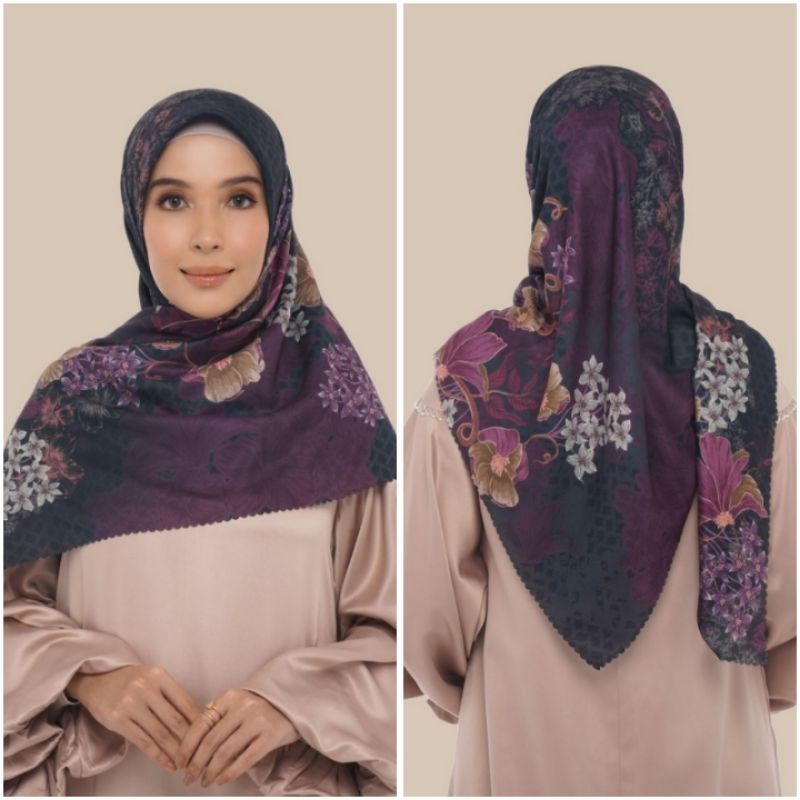 canary scarf wearing klamby