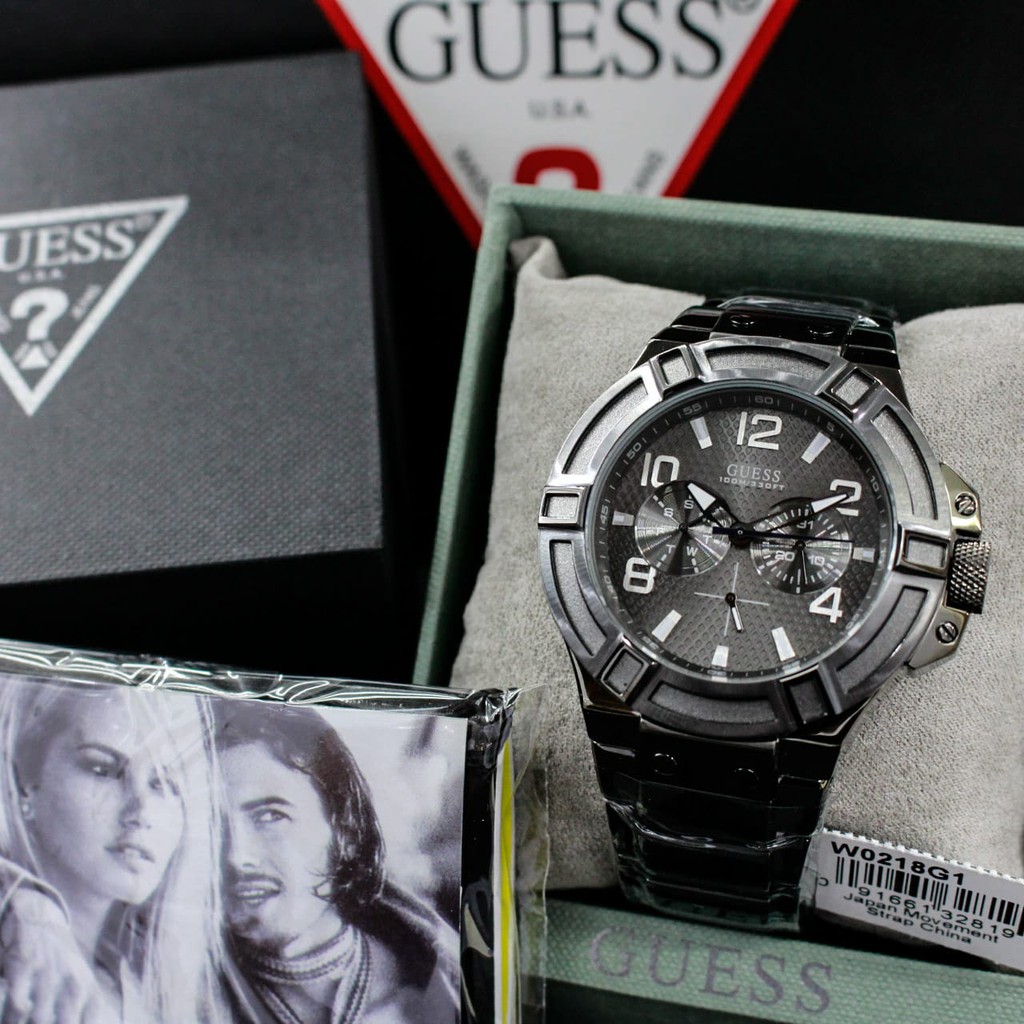 promo d=44mm, jam tangan pria Guess W0218G1 Original , all stainless steel, chronograph date