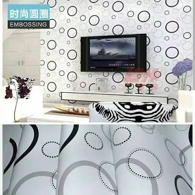 Wallpaper Dinding Stiker Motif Bulat Polkadot Hitam Putih Ukuran 45 cm x 10 m