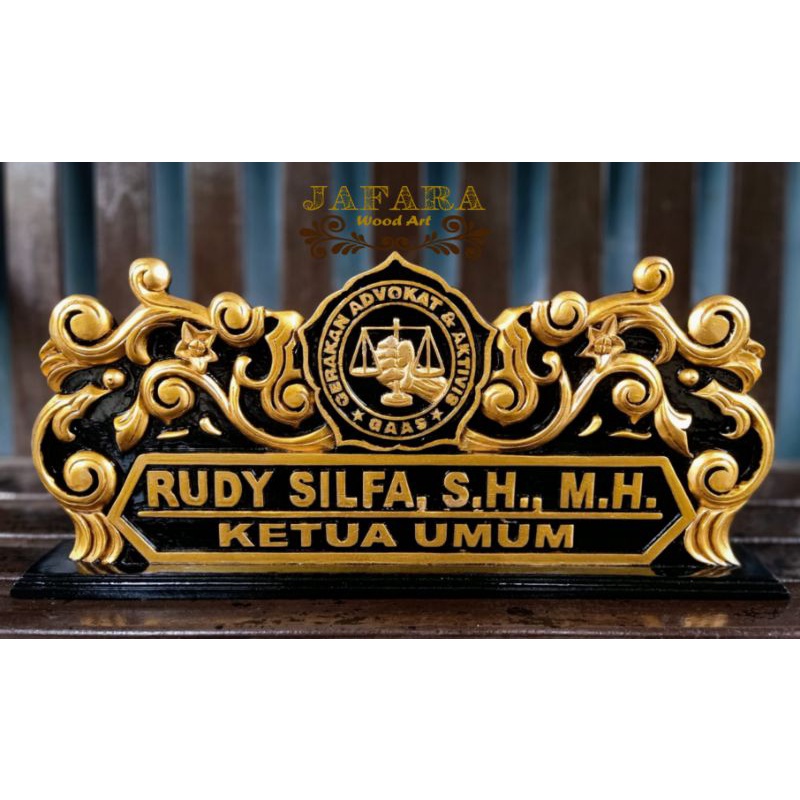 Papan Nama Meja Ukir Kayu Jati Minimalis