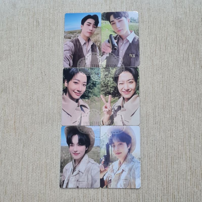 ONEWE Photocard Season's Greetings 2022 Dongmyeong