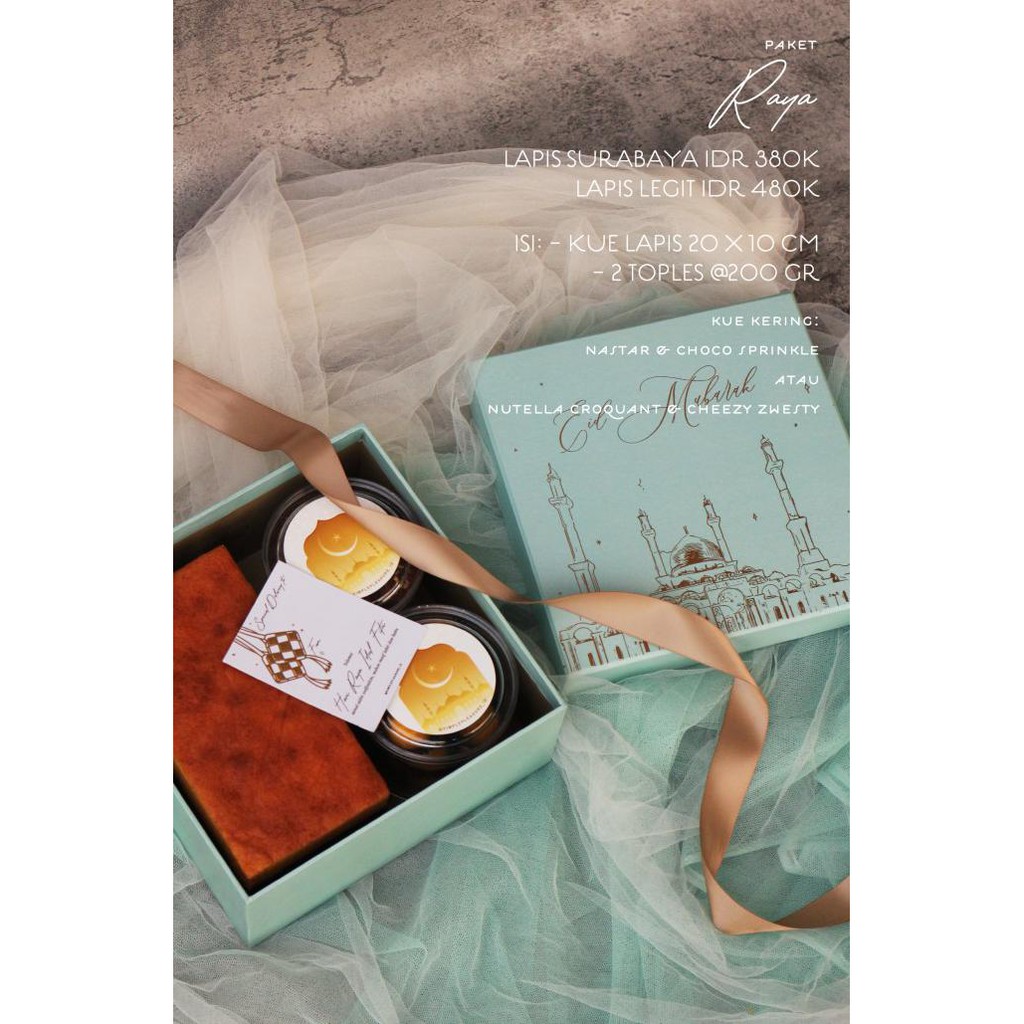 

Paket Hampers Lebaran / Parsel Ramadan / Paket Raya (Lapis Legit) Cikaastore1