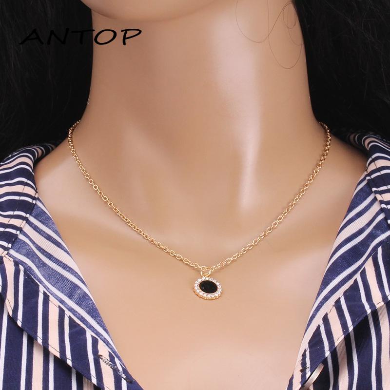 Kalung Rantai Klavikula Hias Liontin Berlian Untuk Wanita