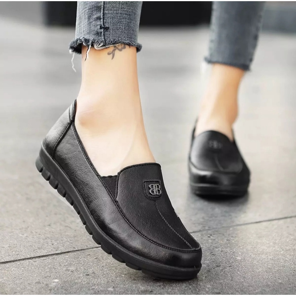 Cuci Gudang Sepatu Loafers Wanita Sepatu Flat Shoes Wanita Kulit Korea Fashion Terbaru Sepatu Kantor