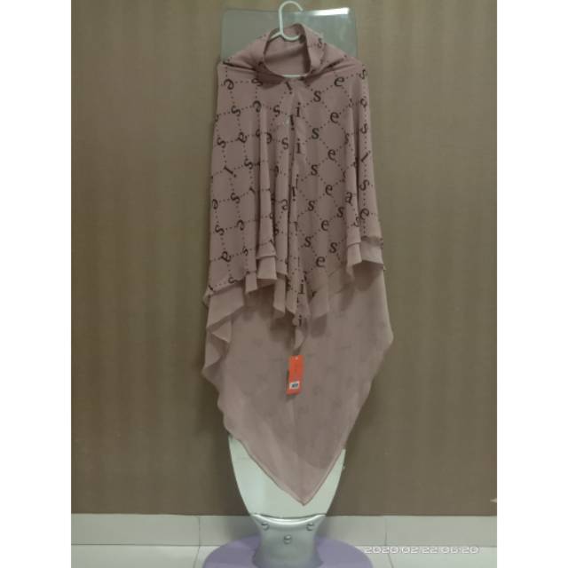 Sisesa NWT Khimar berkha