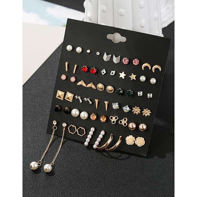 LRC Anting Set Fashion Gold Color Diamond And Pearl Geometric Alloy Earrings Set K96356