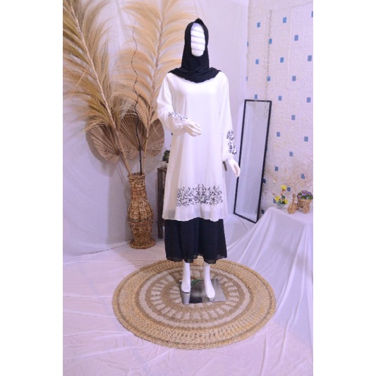 Ss syakira gamis malaysia bordir 2 warna putih hitam guru pns PDH pemda pegawai seragam kuliah haria