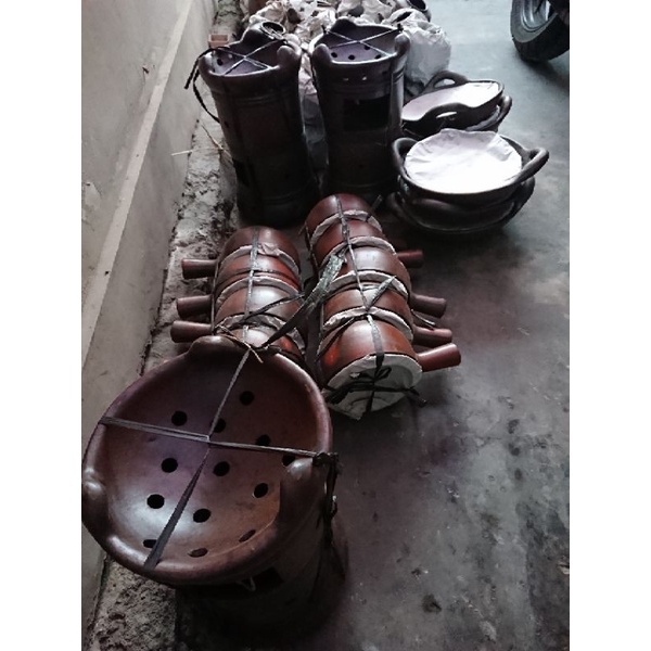 ANGLO TANAH LIAT GERABAH / TUNGKU TANAH LIAT / TEMPAT ARANG TRADISIONAL JAWA TEMBIKAR KLASIK UNIK ET
