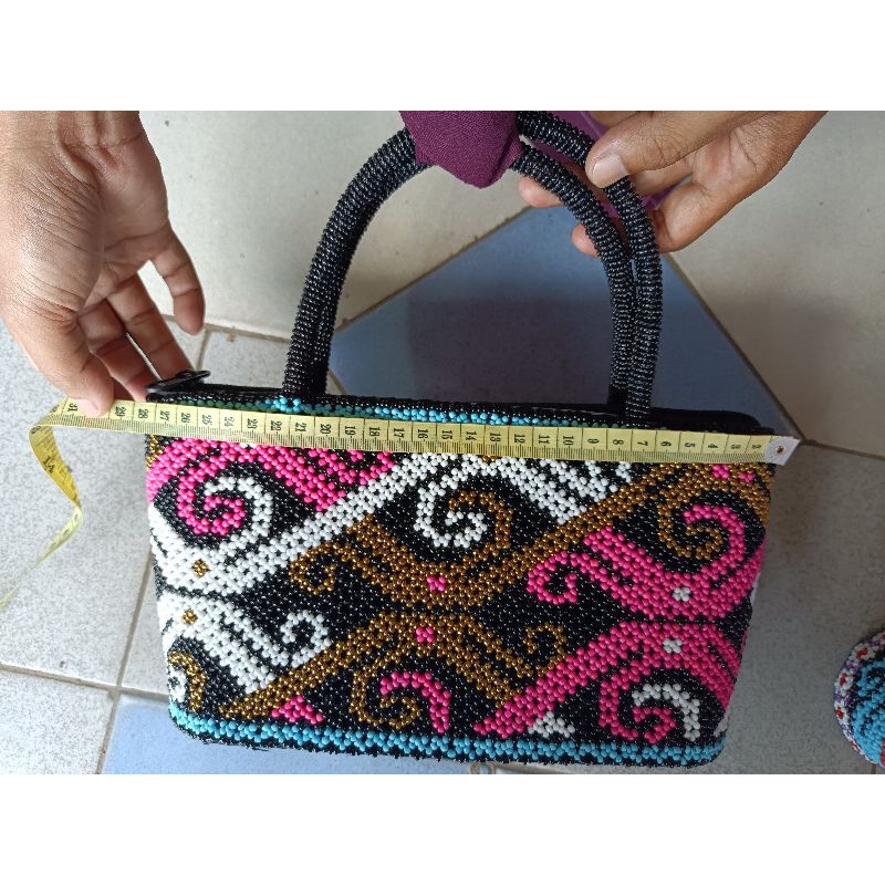 TAS SELEMPANG MANIK ASLI TRADISIONAL DAYAK KALIMANTAN