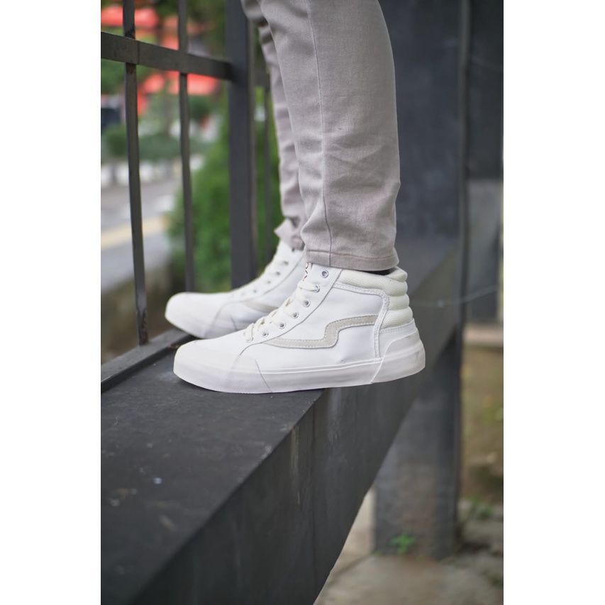 Patrobas Cloud High Original Sepatu Local Brand Indonesia - Full White
