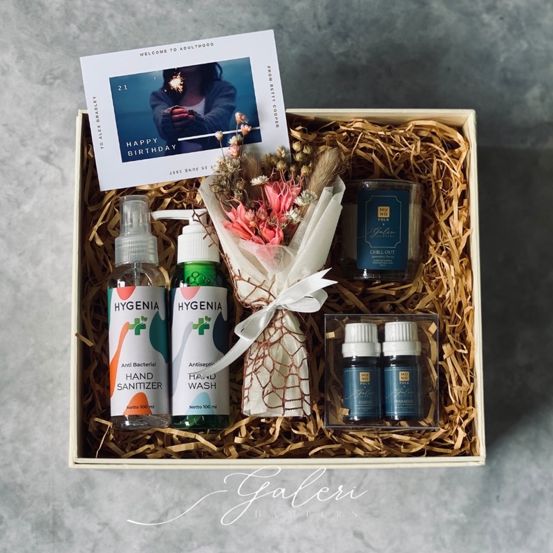 

HAMPERS NEW NORMAL | HEALTHY & RELAKSASI | HAND SANITIZER | HAND WASH | CANDLE GLASS | FRAGRANCE OIL