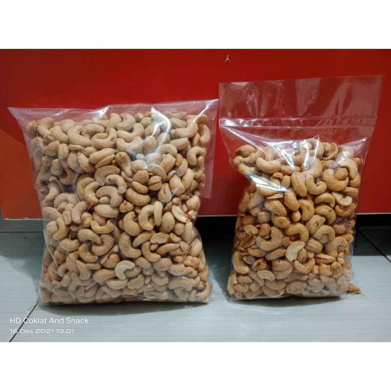 

Kacang Mede 1kg