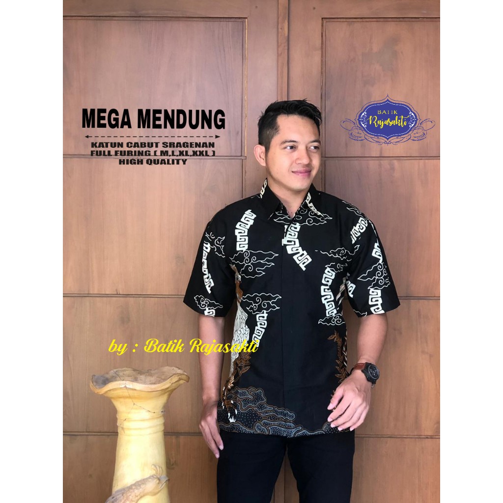 MEGA MENDUNG RAJASAKTI KEMEJA BATIK SOLO PRIA LENGAN PENDEK LAPIS FURING ATASAN BATIK PREMIUM MODERN KATUN HALUS BAHUWIRYA  BANAMITRA BANAMITRA PUTIH BANGSAWAN BAYU PUTRA BERLIAN BIRU BHARATAYUDA BIMASENA BIRENDRA BIRU INDAH BRAHMAKERTA BRAHMAKERTA MERAH