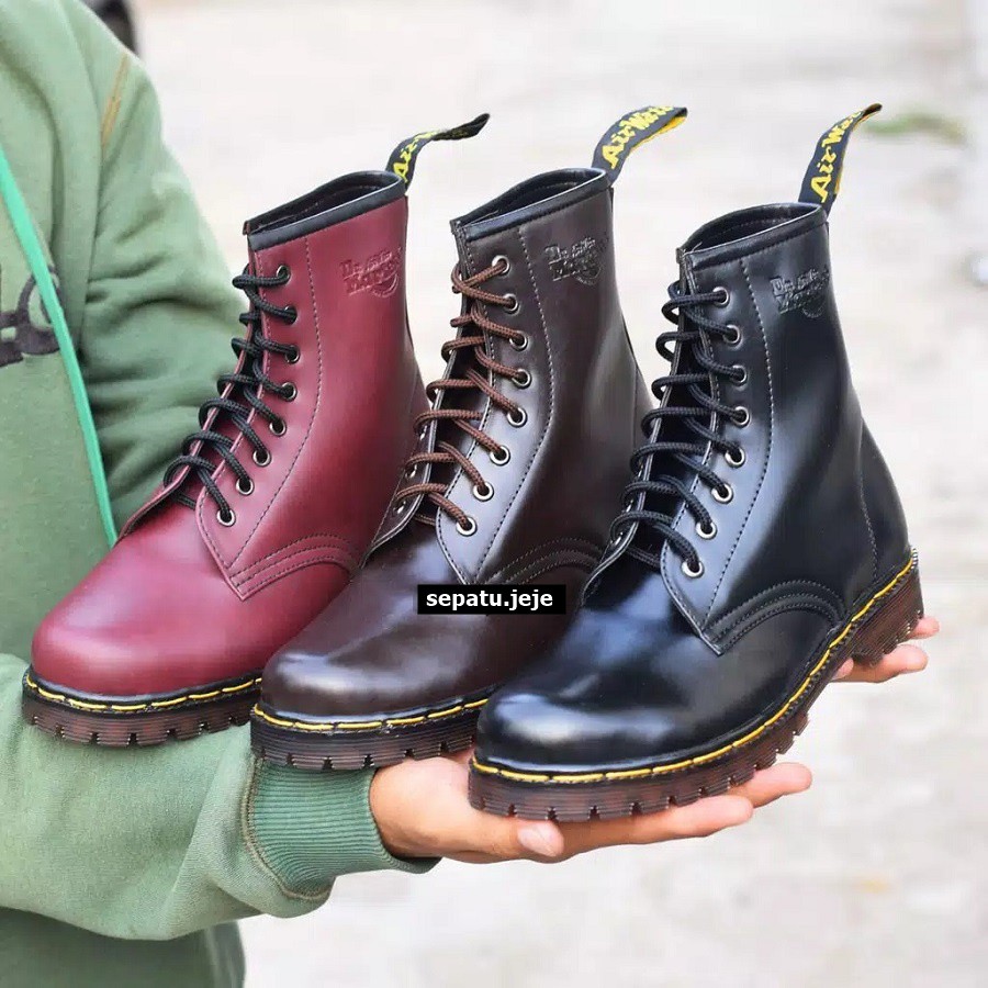 Sepatu Boots Tinggi Murah DM/Dokmar/Dr Martens 8 Hole Sepatu Pria