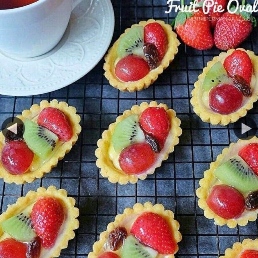 Cetakan Kue Pie Susu Oval A Isi 10 Pcs