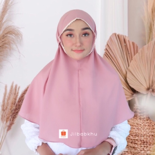 Jilbab Bergo Renda Maryam Diamond