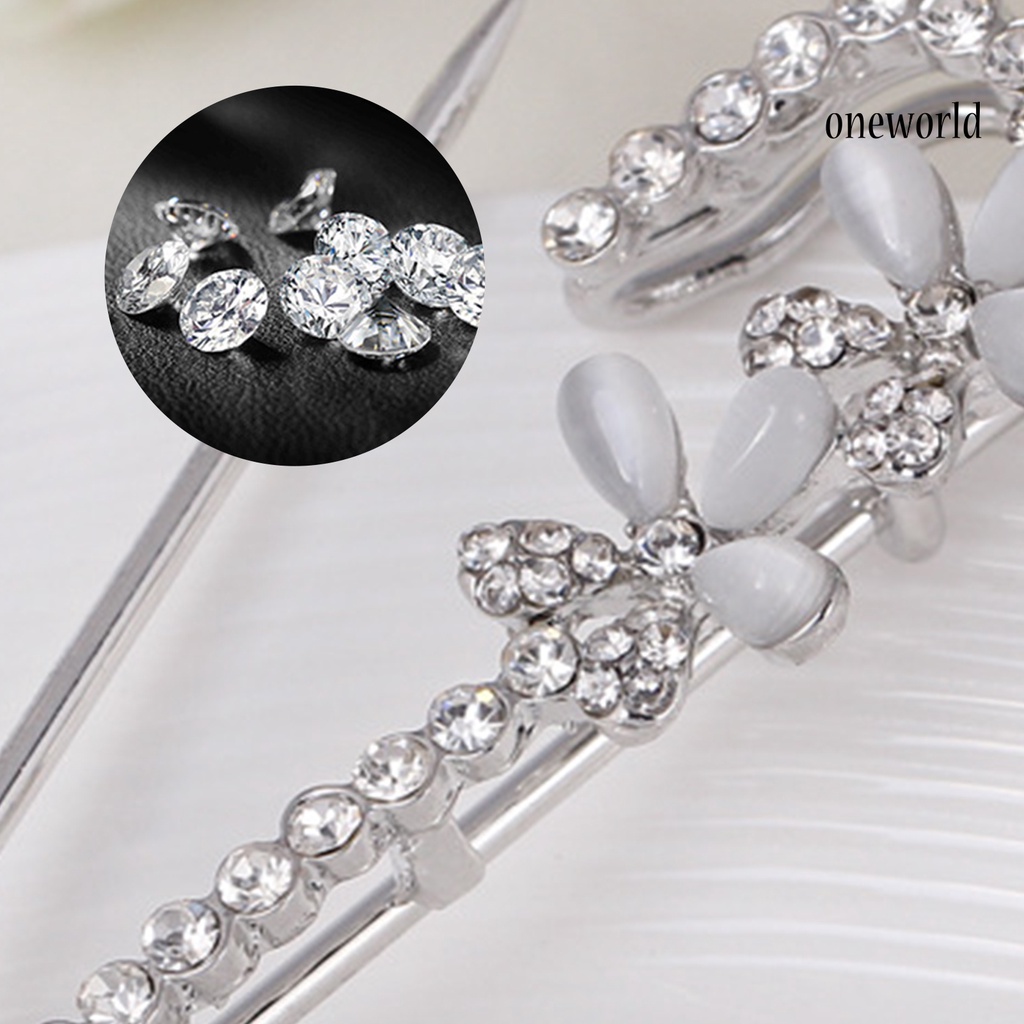 OW@ Women Classic Rhinestone Decoration Flower Design Alloy Brooch Pin Jewelry Gift