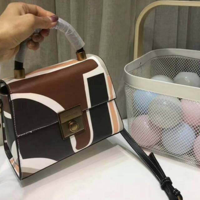 CHELLSARTASTORE - CK Printed Croco Handle