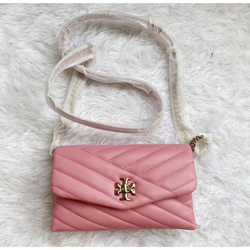tory burch tb kira chevron chain wallet pink city