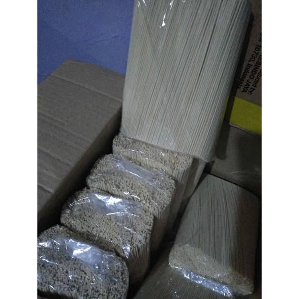 

Mie Lidi Mentah 1kg Garing, Enak