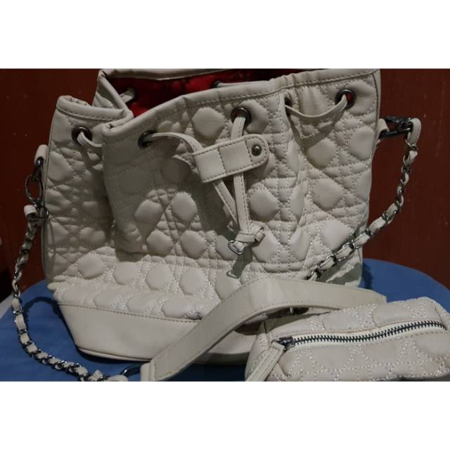 [PL] Tas serut wanita Dior Krem