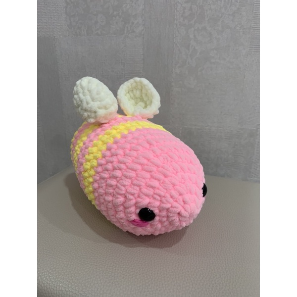bee amigurumi