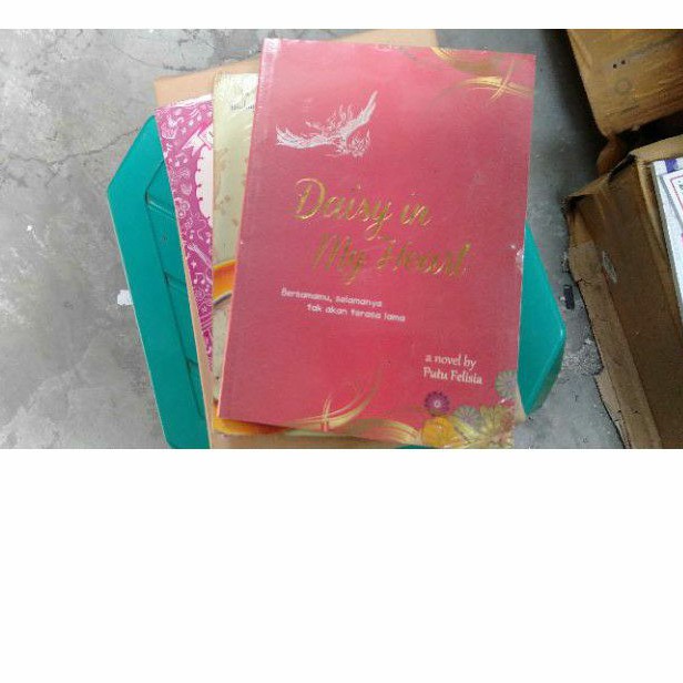 Novel Daisy in My Heart - Putu Felisia