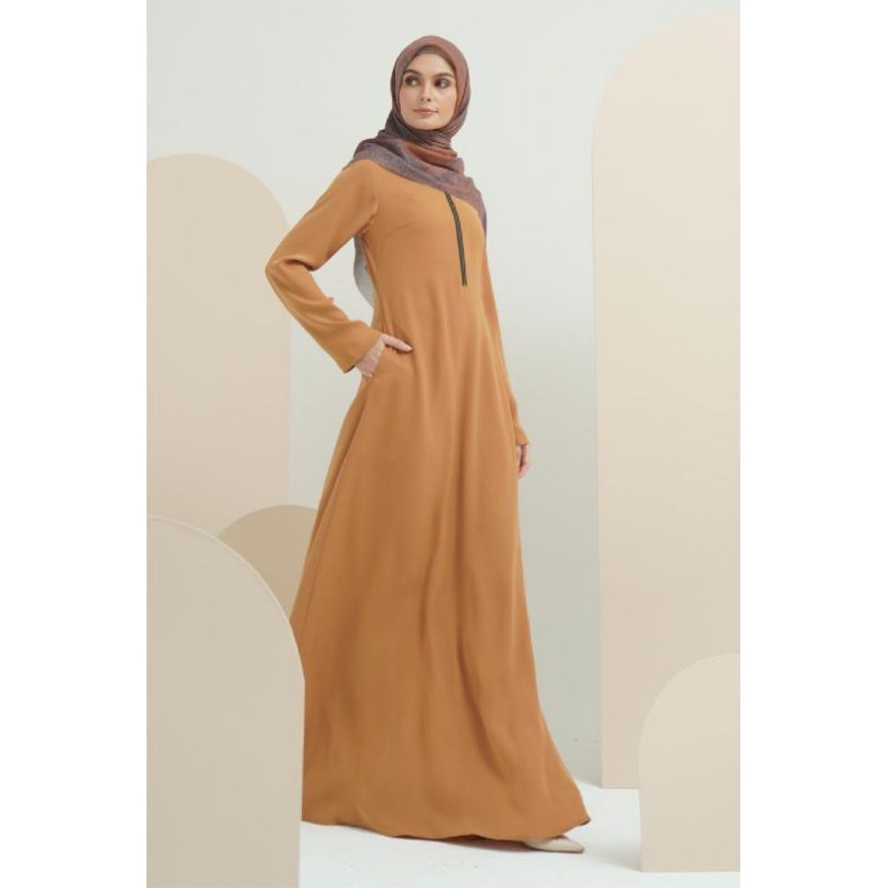 PLAIN HARA DRESS by ZERINA BANU SIZE M