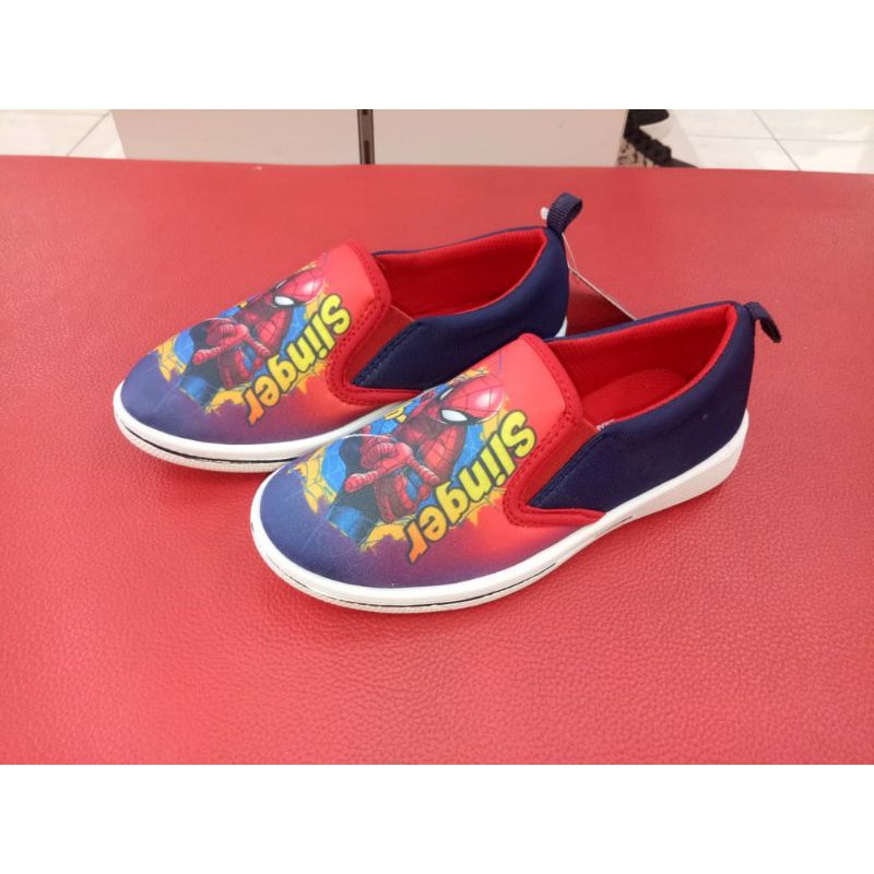 sepatu anak cowok  berkarakter spiderman original bata