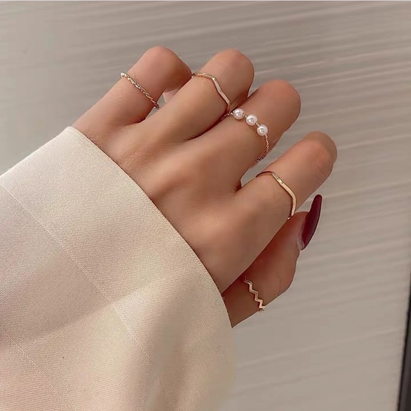 Cincin Antik Bentuk Geometris Warna Silver Gaya Punk Untuk Pria Dan Wanita