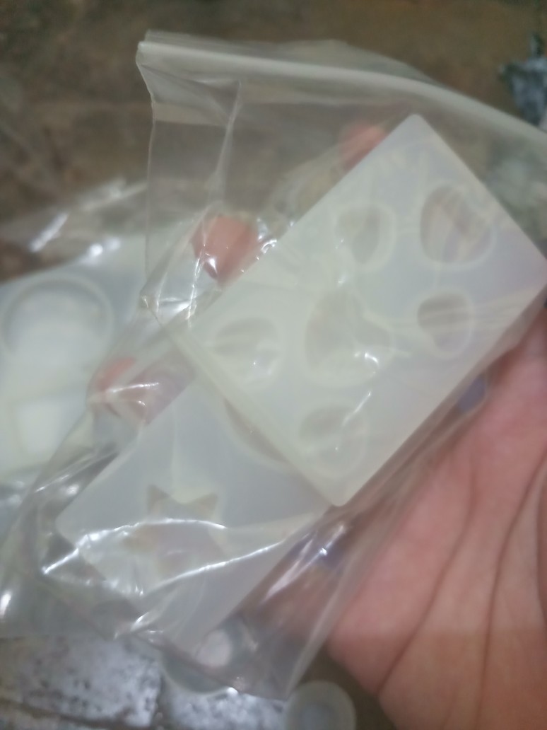 3pcs Cetakan Bahan Silikon Resin Bentuk Bintang Bulan Kucing Dan Hati Untuk Perhiasan