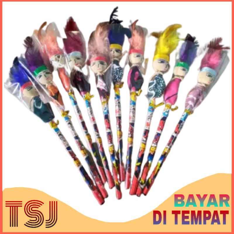 

Pensil dengan Boneka Bulu