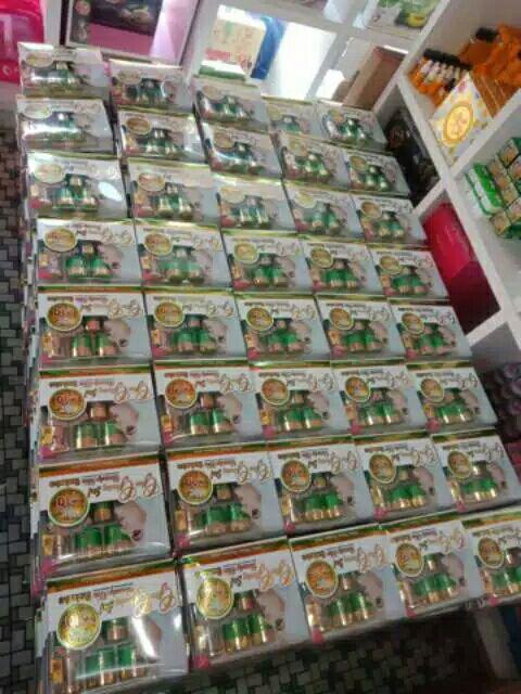 Grendel Pintu Cab Biru