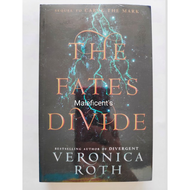 The Fates Divide (Veronica Roth)