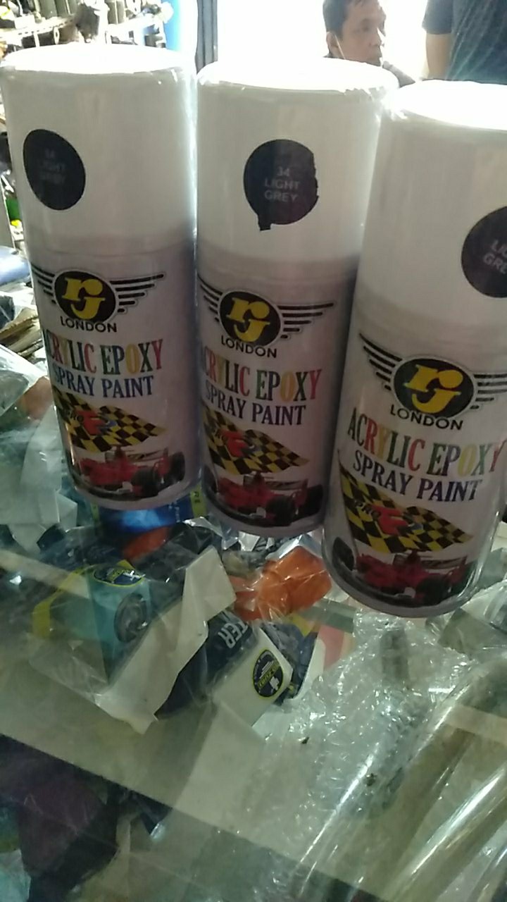 Pilok Pylok Cat Semprot Rj London 300cc Abu-abu /light Grey (34)