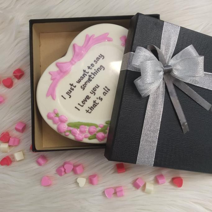 

Cokelat Valentine Love Ukuran Besar