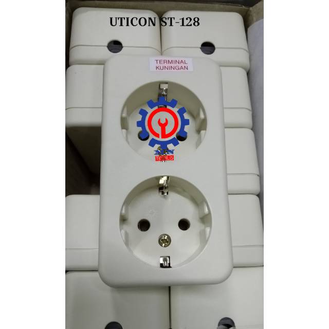 Stop Kontak 2 Lubang Uticon