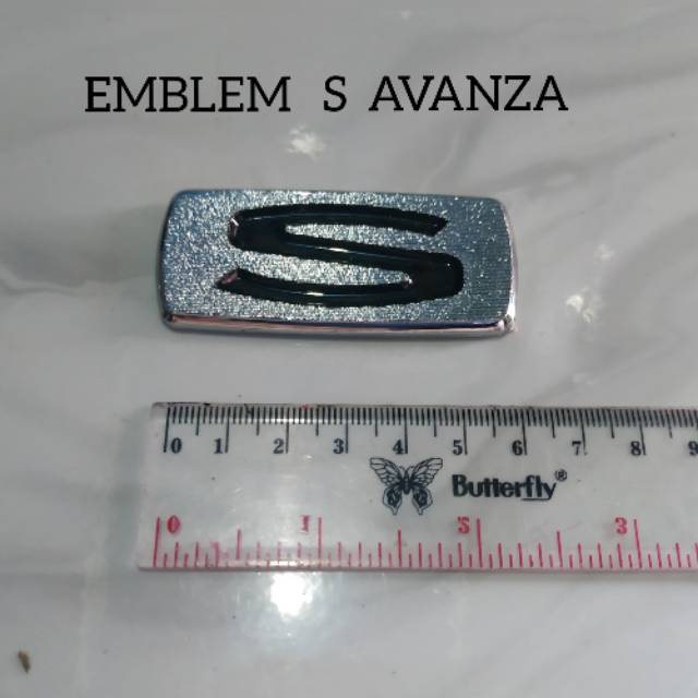 Emblem logo S untuk avanza