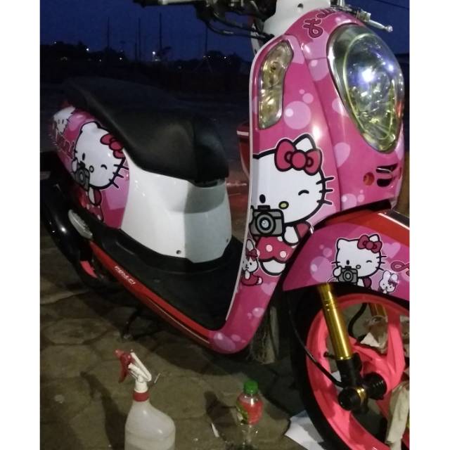Decal full body Scoopy fi lama Hello Kitty