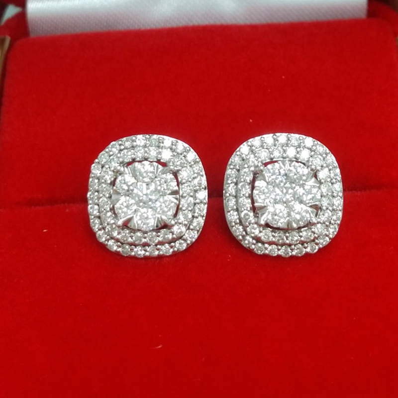 Anting Stud Bentuk Persegi Aksen Batu Dazzling CZ Untuk Wanita