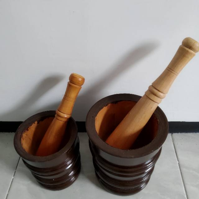 Lumpang Kayu Besar + Tumbukan Alu, Motif Coklat dan Natural